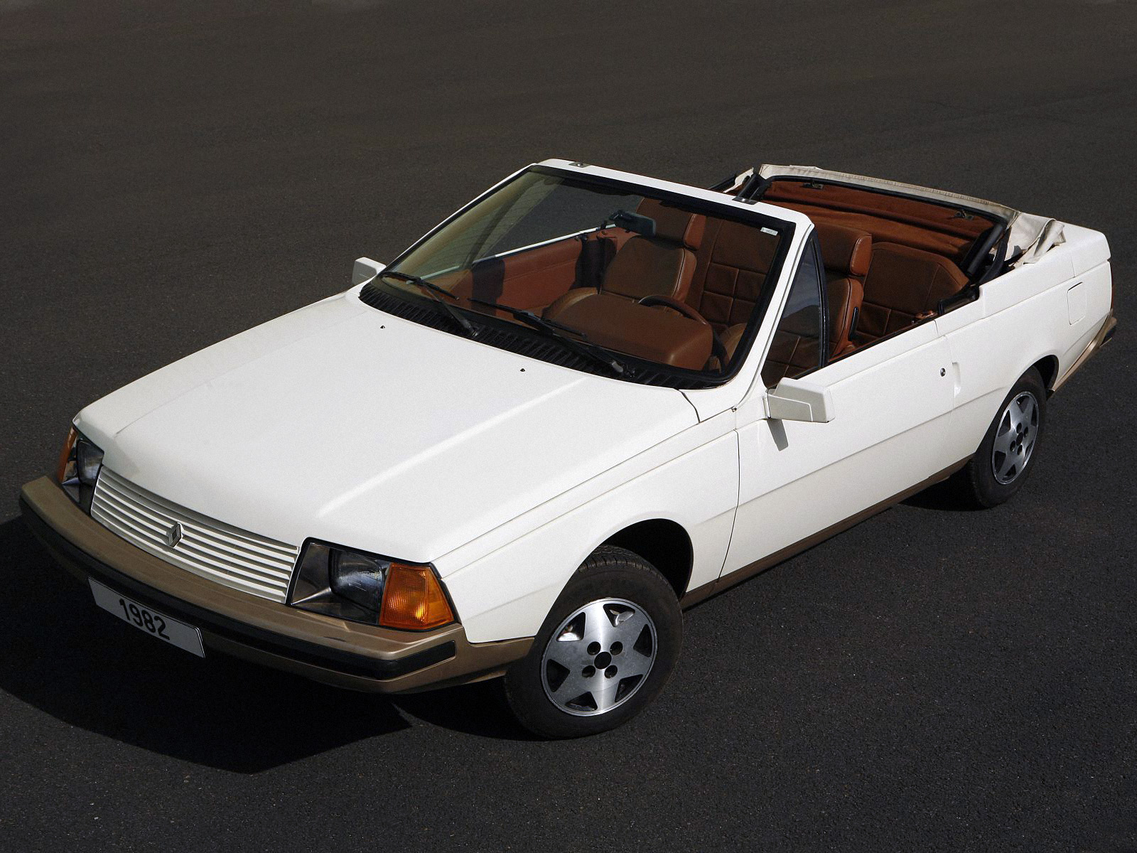 heuliez_renault-fuego-cabriolet-concept-1982_r1.jpg.jpg